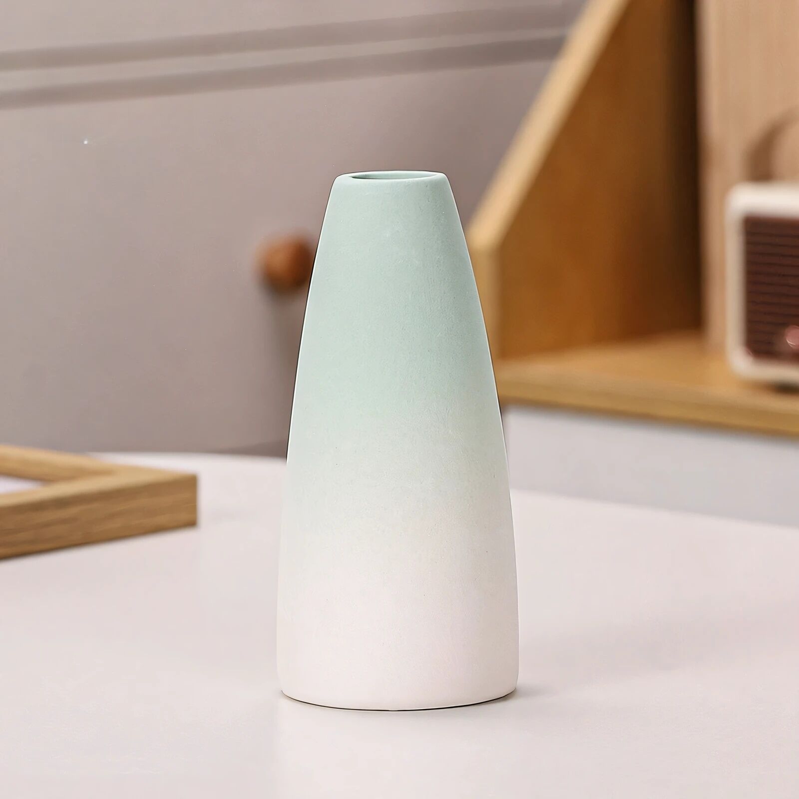 Ceramic small vase