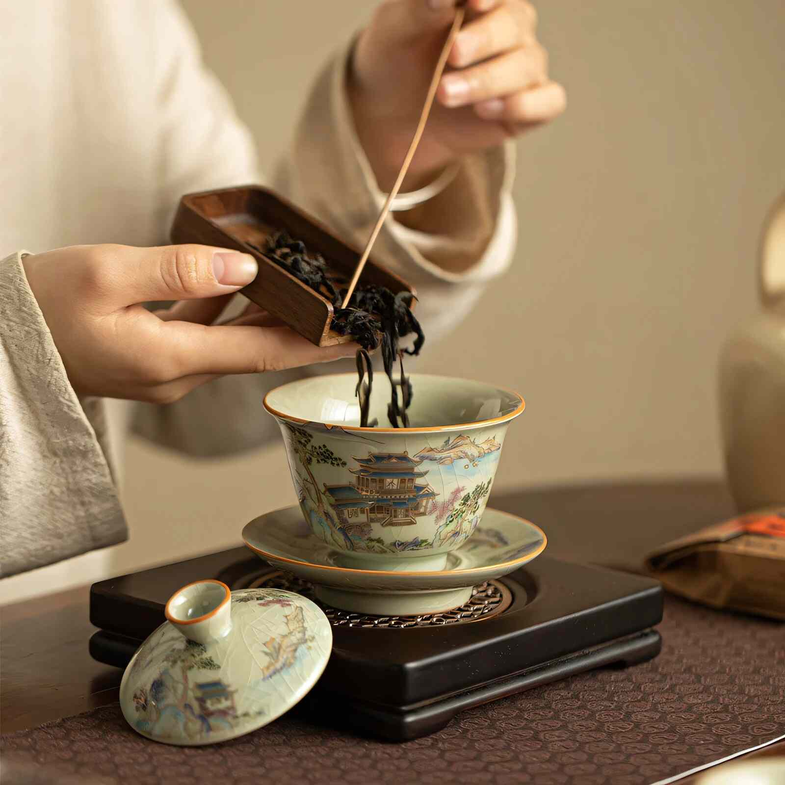 Cracked glazed ceramic tea cup