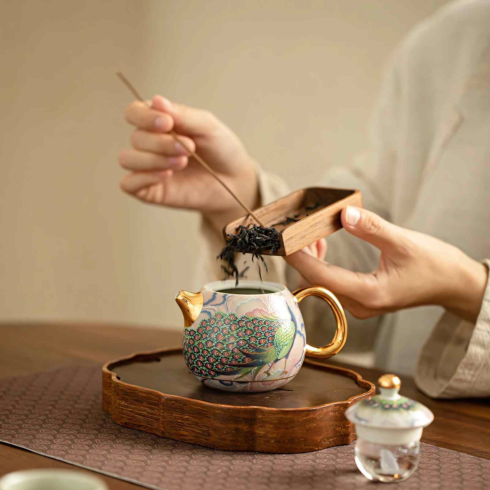 Hand-Painted Tea Set-3