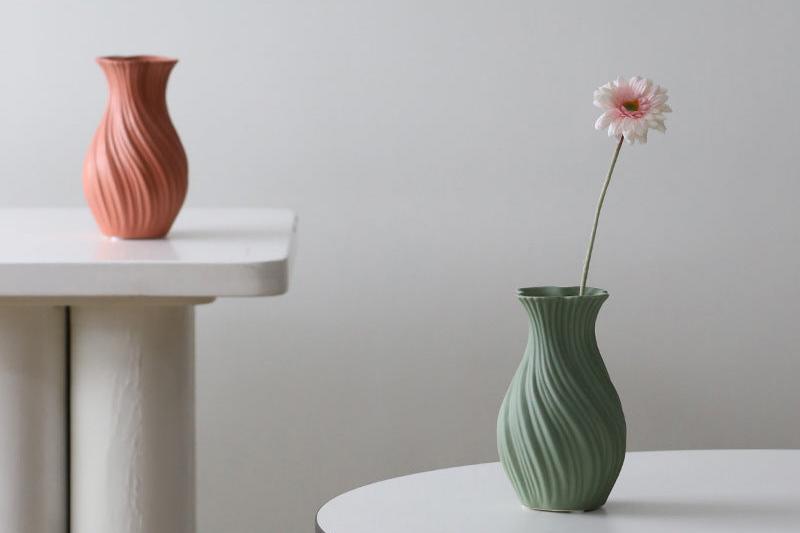 Small Vase-001